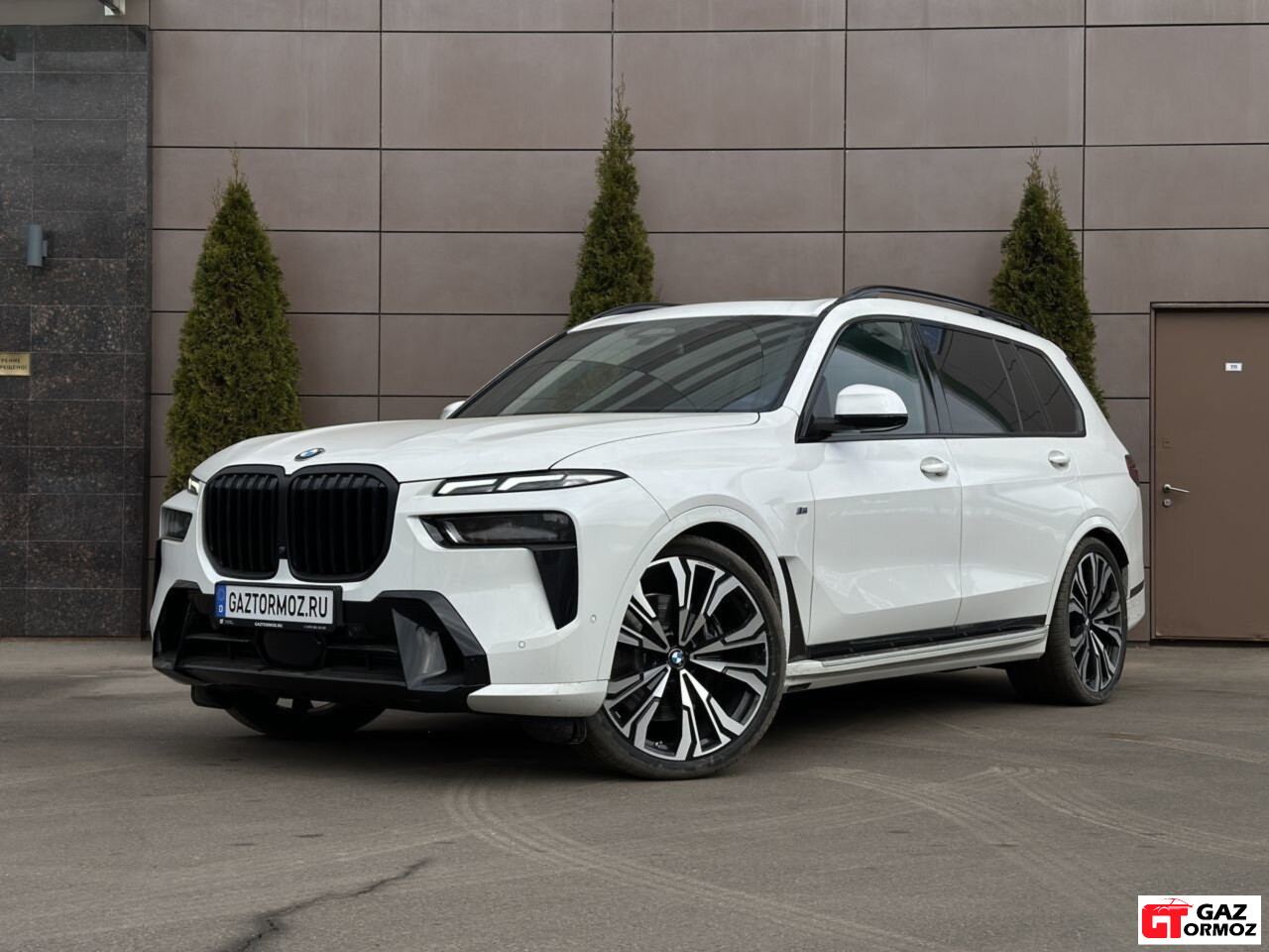 Купить BMW X7 по цене 14 999 999 ₽ в Москве