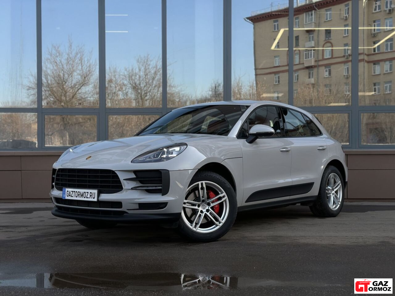 Купить Porsche Macan по цене 7 500 000 ₽ в Москве