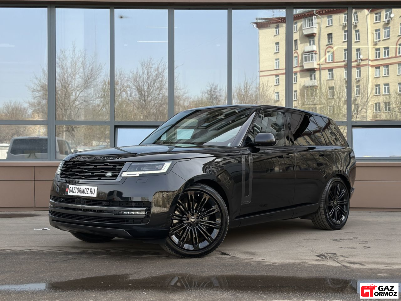 Купить Land Rover Range Rover по цене 25 500 000 ₽ в Москве